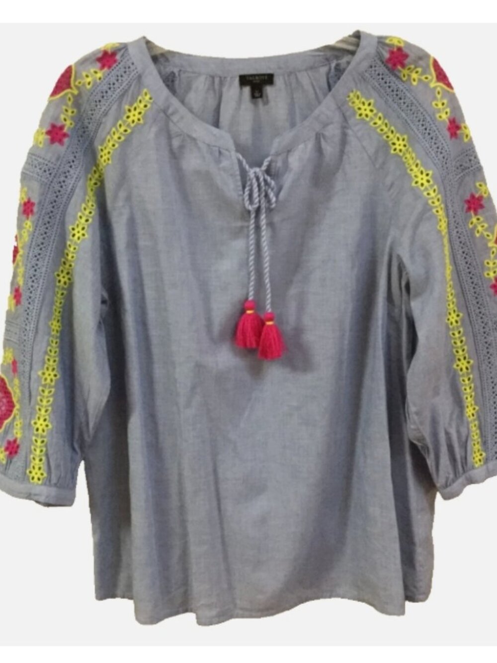 Talbots Women Petite Lp Pullover Top Blouse Chambray Blue Pink Yellow Embroidery